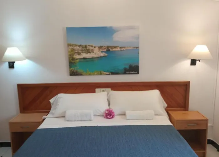 Hostal Ca\'N Tiu